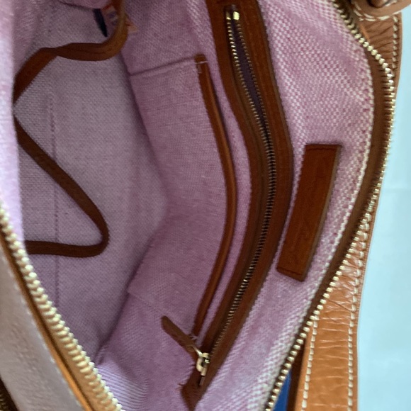 NWT Dooney & Bourke Desert Brown Leather Small Zipper Pocket Sac - Picture 7 of 11